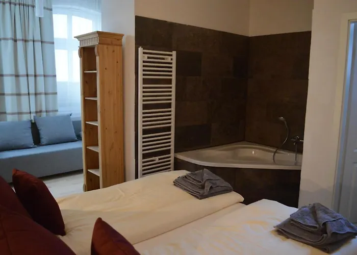 Groeperntorhaus 奎德林堡